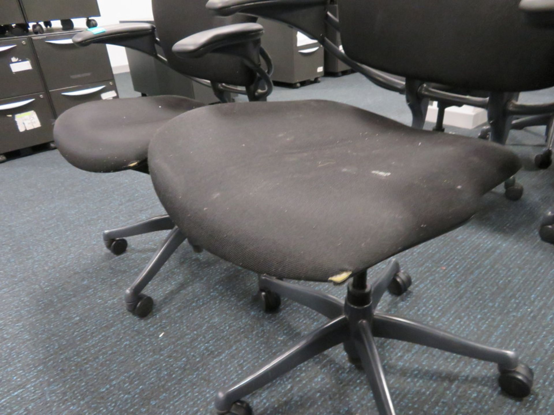 3x Humanscale Freedom Task Office Swivel Chairs. Varying Condition. - Image 3 of 4