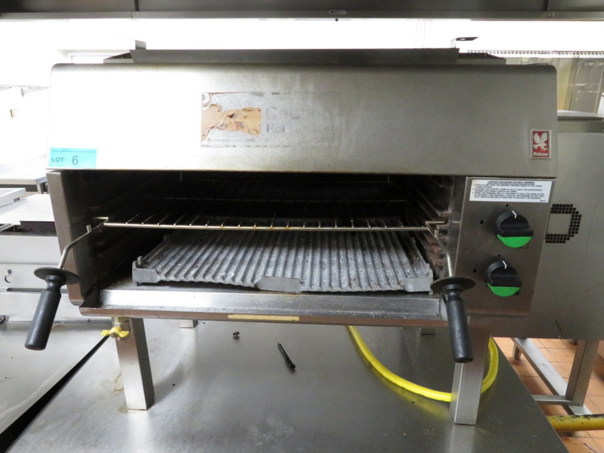 Falcon G1528 Salamander Gas Grill With Stainless Steel Prep Table - Image 2 of 7