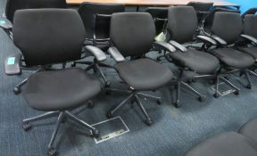 4x Humanscale Freedom Task Office Swivel Chairs. Varying Condition.