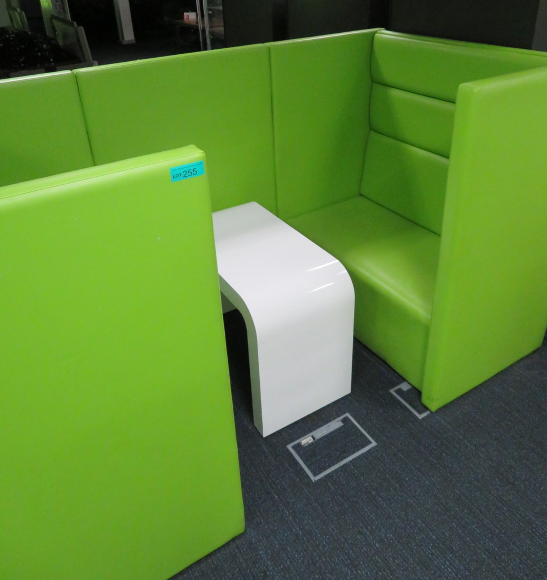 Padded Office Chill Out Pod/Booth And Table. - Image 2 of 3