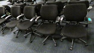 4x Humanscale Freedom Task Office Swivel Chairs. Varying Condition.