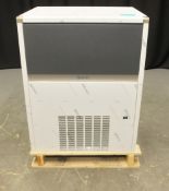 Electrolux 730527 Air Cooled Ice Cuber 65kg/24H with 40kg bin - 220-240v - BRAND NEW