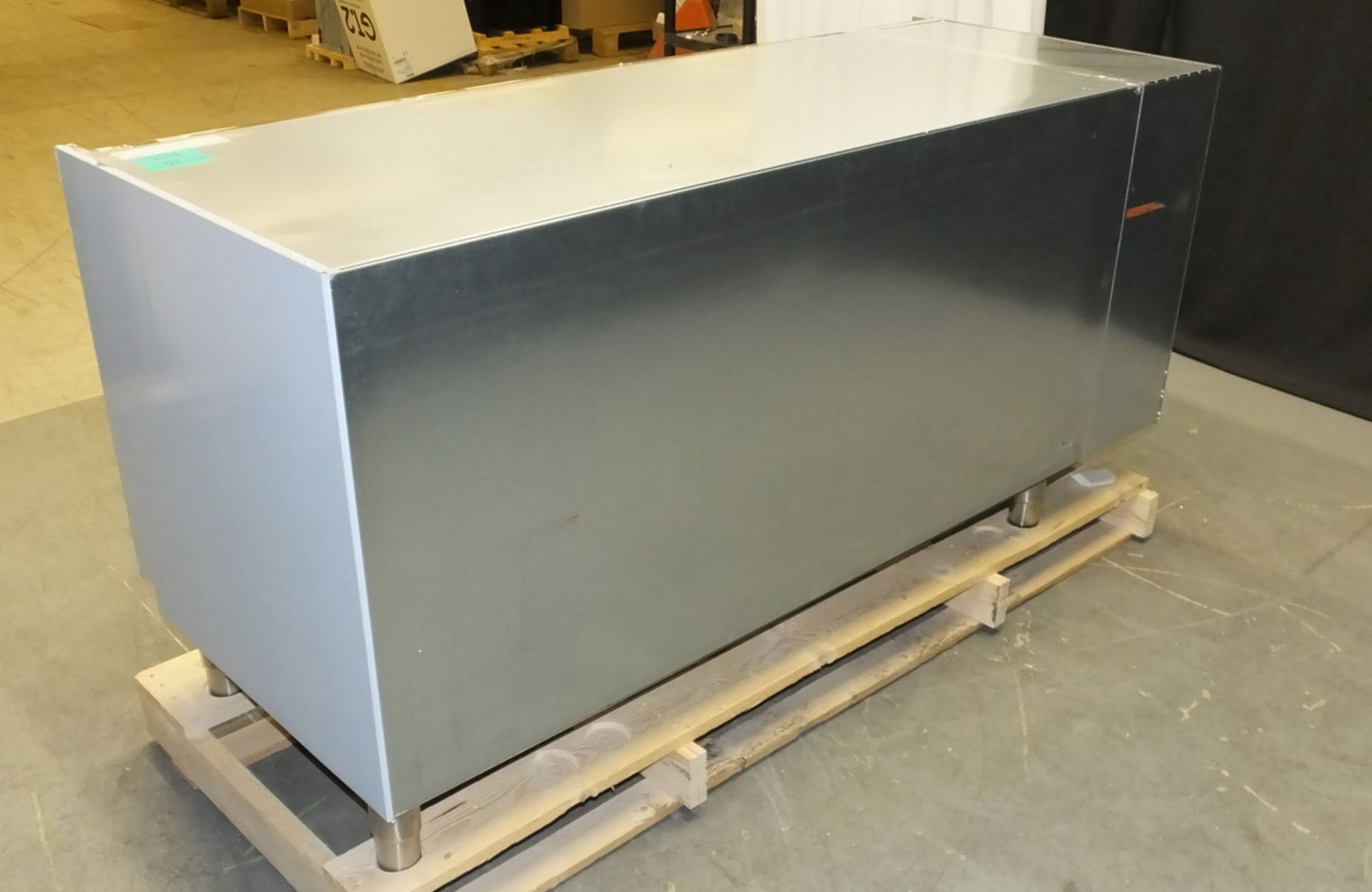 Electrolux EH3H7AAA 3 Door Refrigerated Undercounter Unit - 220-240v - BRAND NEW - Image 4 of 15