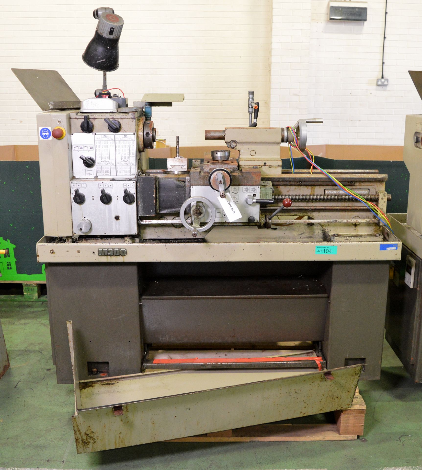 Harrison M300 Lathe - L1600 x W900 x H1270mm