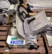 Hobart Slicing Machine 240v