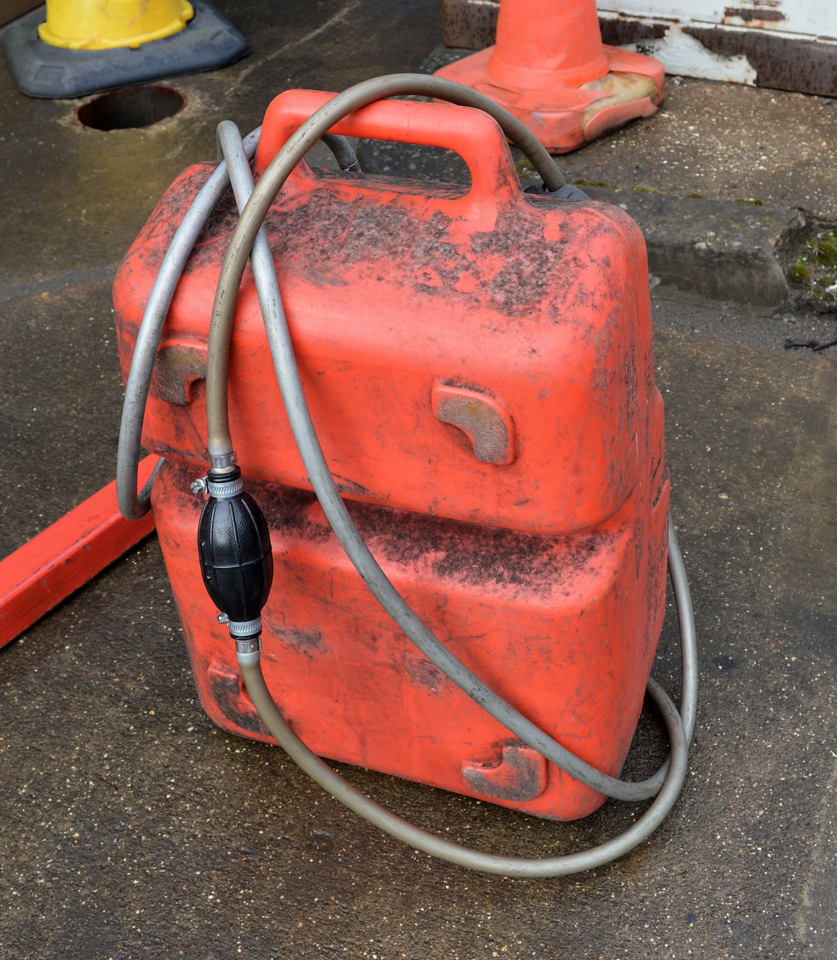 Red inflatable with Mercury 9.9 outboard engine on stand - IF10201FA serial 0R533676, fuel can - Image 22 of 23