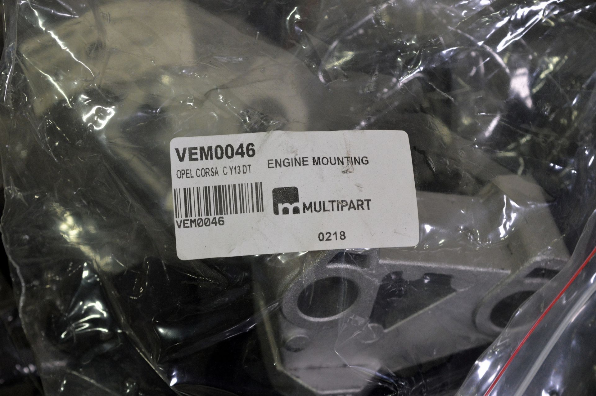 Vehicle parts - brake drums, engine mounts - see picture for itinerary for model numbers - Image 4 of 6