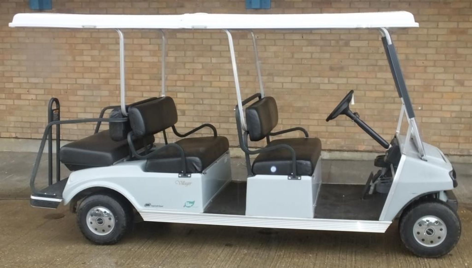 Ingersoll Rand Club Car Villager Electric grey - 6 seater - QuiQ