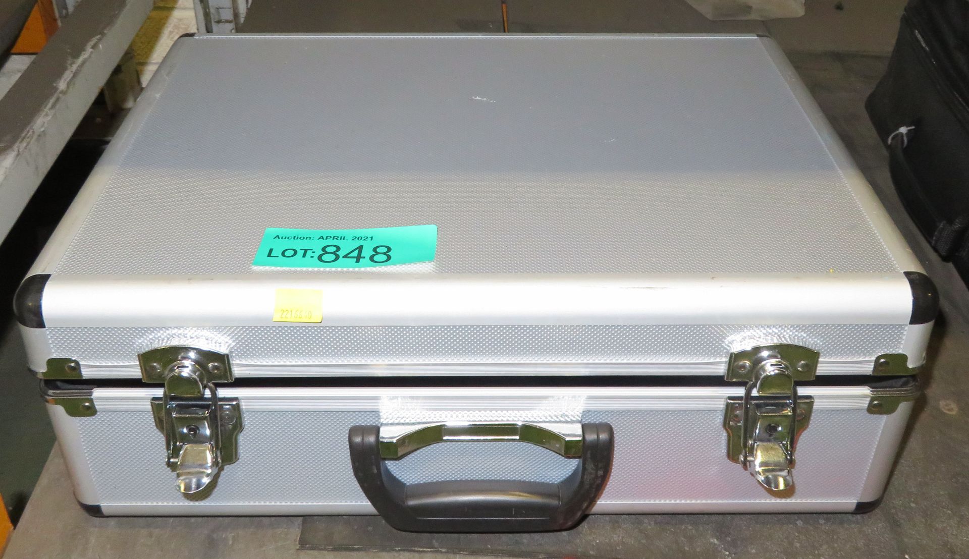 Sliver Empty Case - L450 x W330 x H150mm