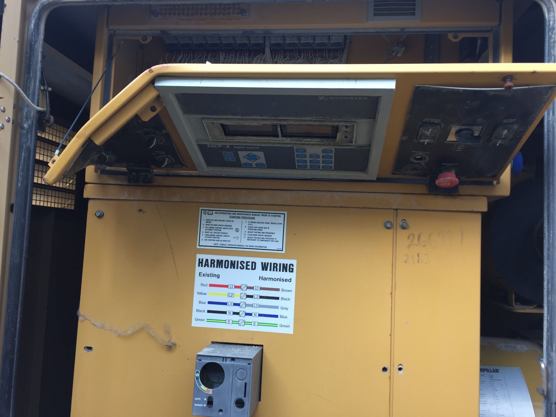 CAT Model 350 Generator - 320Kva / 256Kw - (See description for full information) - Image 4 of 8