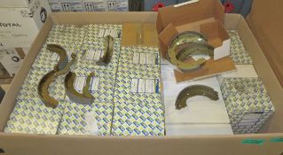 Vehicle parts - brake shoes - see picture for itinerary for model numbers and quantities -