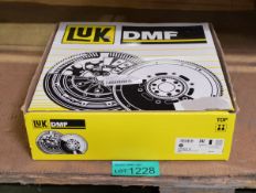 LUK 415 0272 10 Dual Mass Flywheel