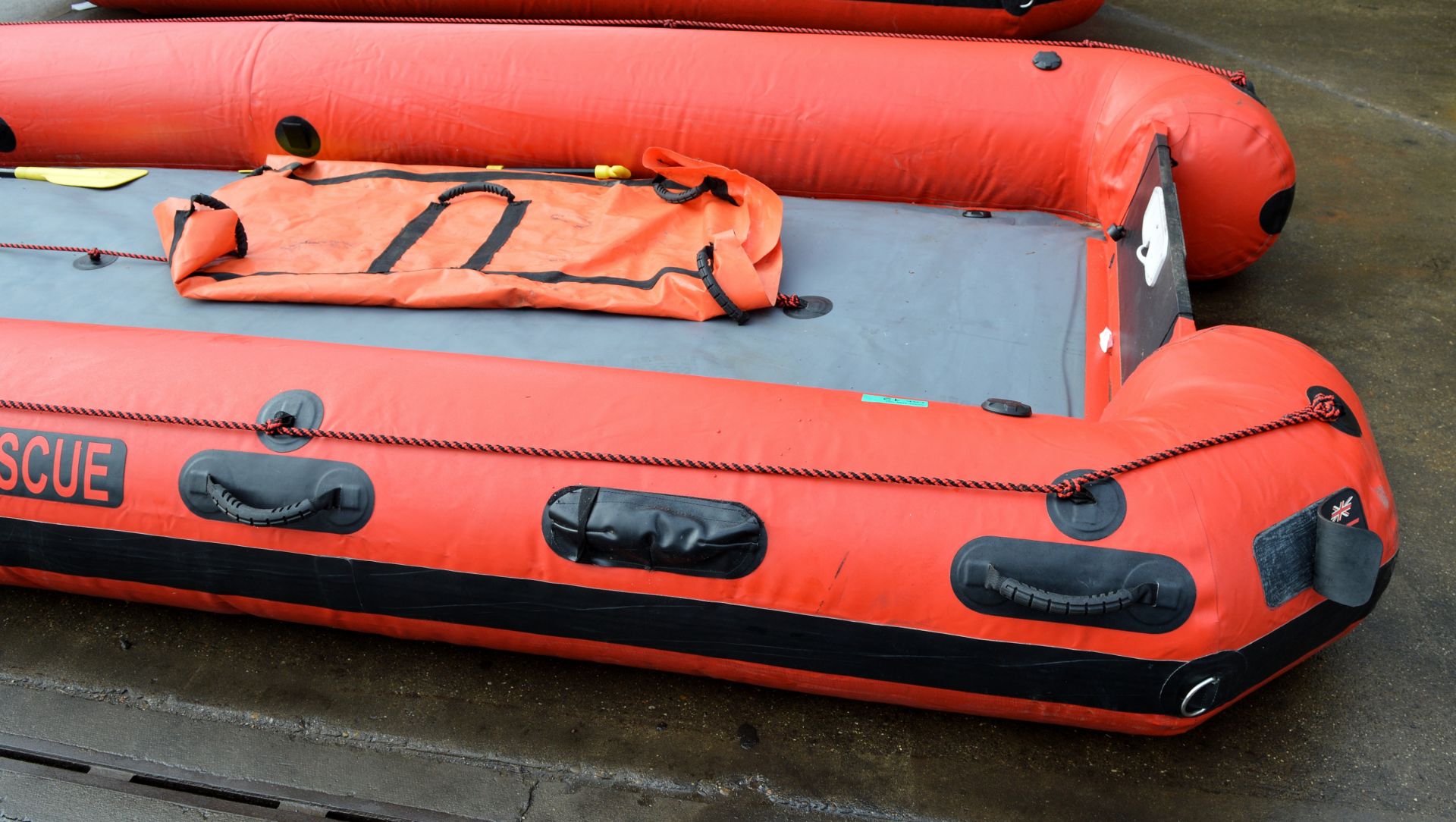 Red inflatable with Mercury 9.9 outboard engine on stand - IF10201FA serial 0R533676, fuel can - Image 6 of 23