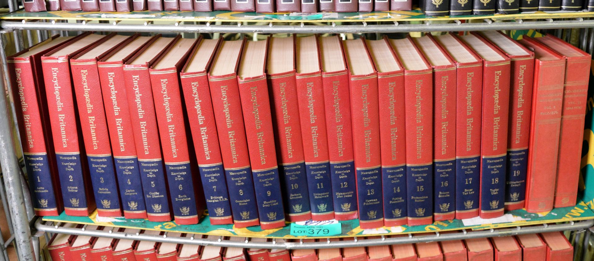 Library Books - Encyclopedia Britannica - Macropedia - Knowledge in depth