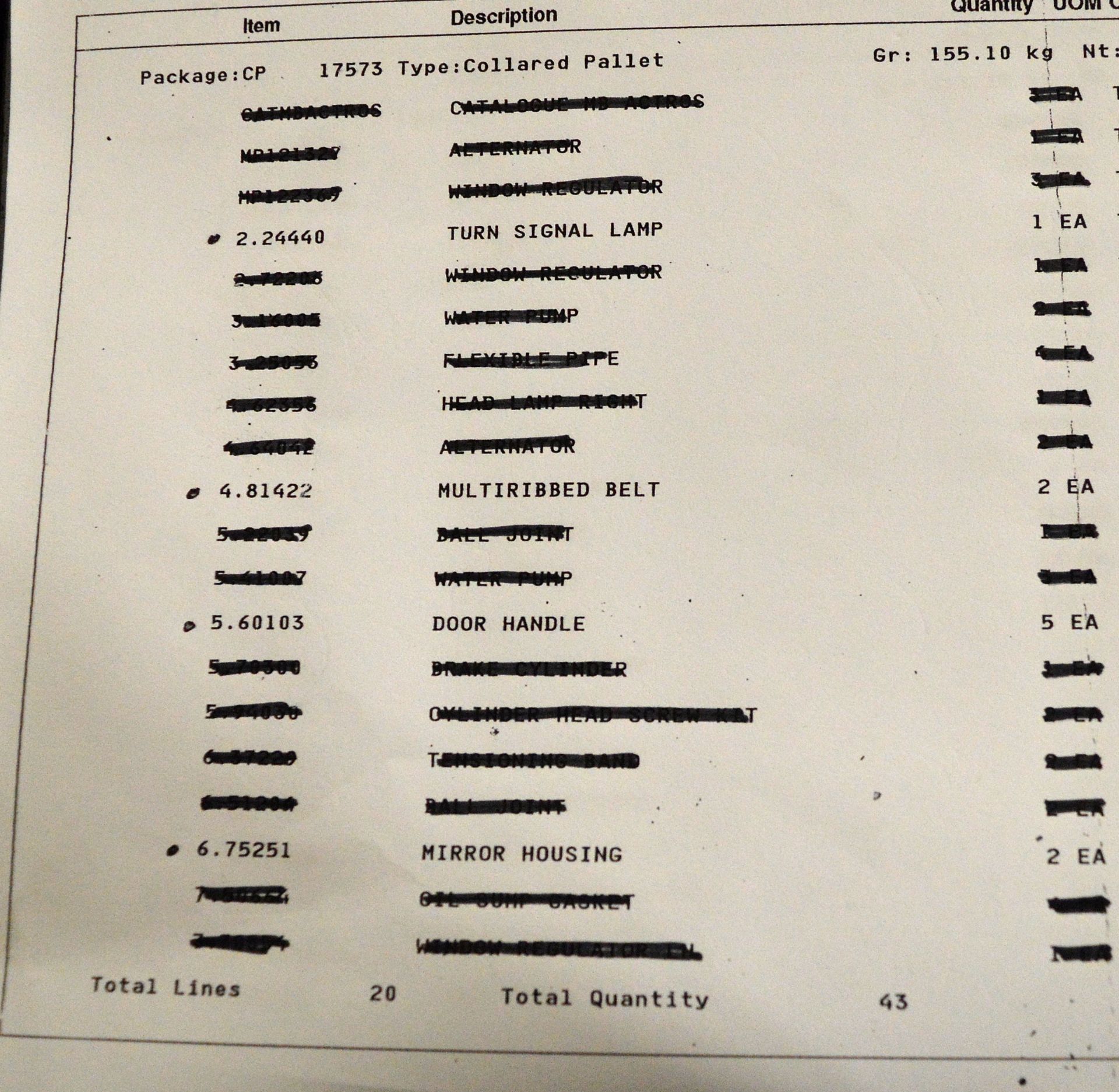 Vehicle parts - hose clips, pedal rubbers, door handles, bulbs - see picture for itinerary - Image 11 of 11