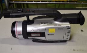 Canon XM2 Camcorder - with accessories