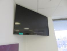 Samsung ED55D 55" TV. Please Note There Is No Stand And The Wall Mount Is Not Included.
