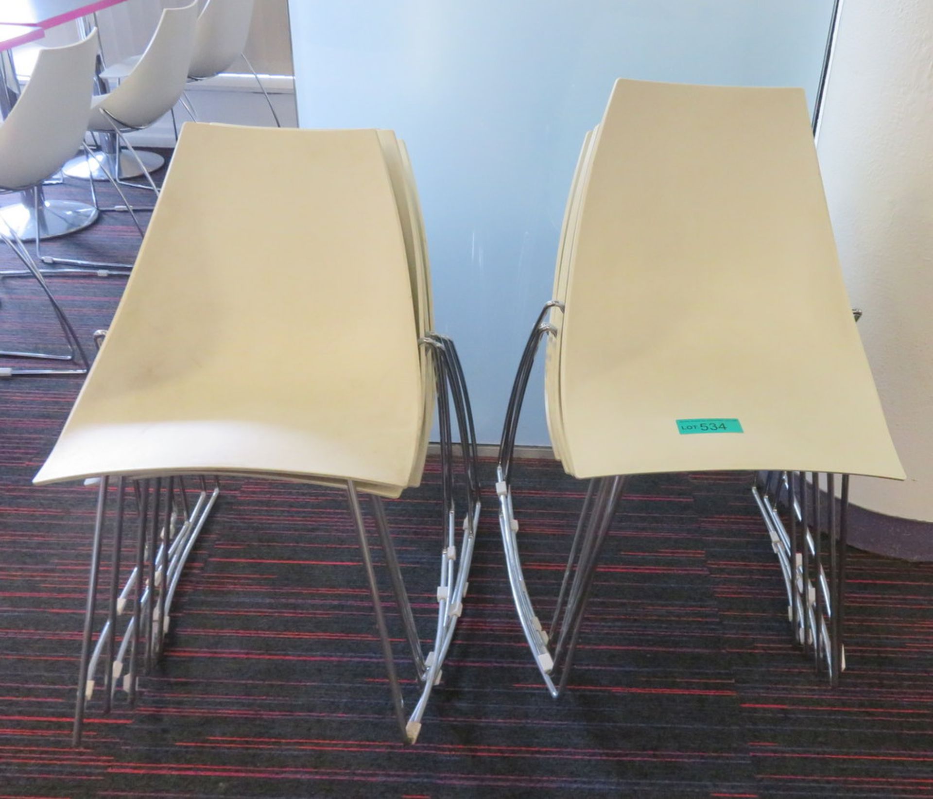 10x Plastic Canteen Chairs.