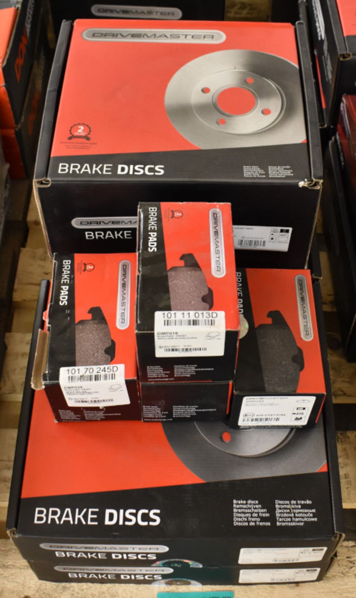 4x Drivemaster Brake Disc Sets & 4x Drivemaster Brake Pad Sets - please see pictures for examples