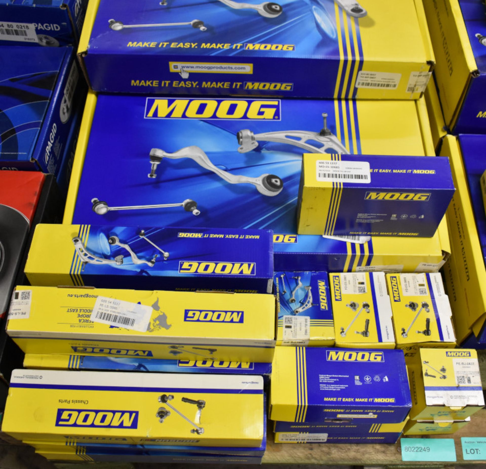 Various Moog Vehicle Spares - axial rods, chassis parts, ball joints, stabiliser links and more - Image 2 of 3