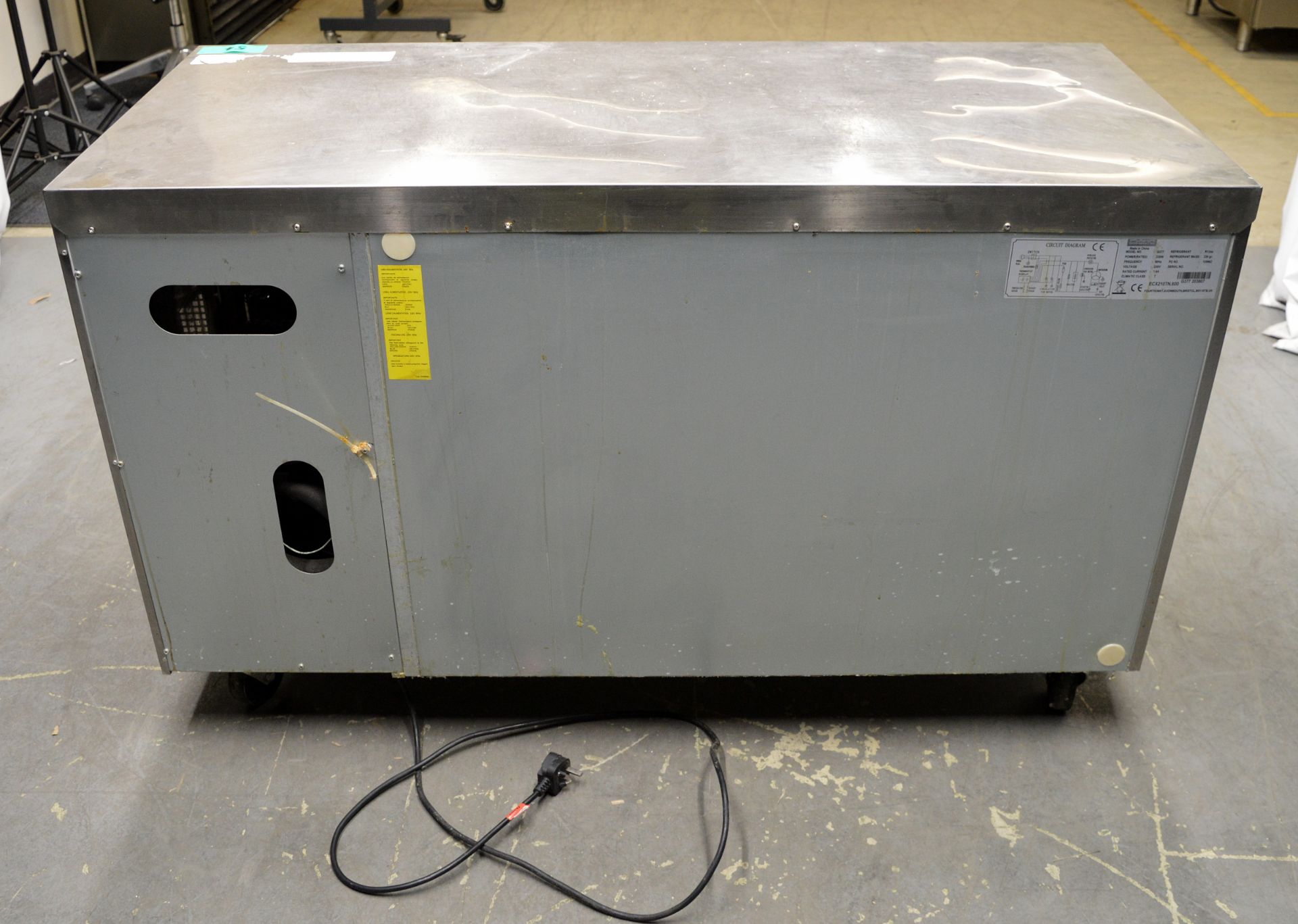 Polar Refrigeration G377 Double Door Refrigerated Preparation Counter - Image 6 of 7