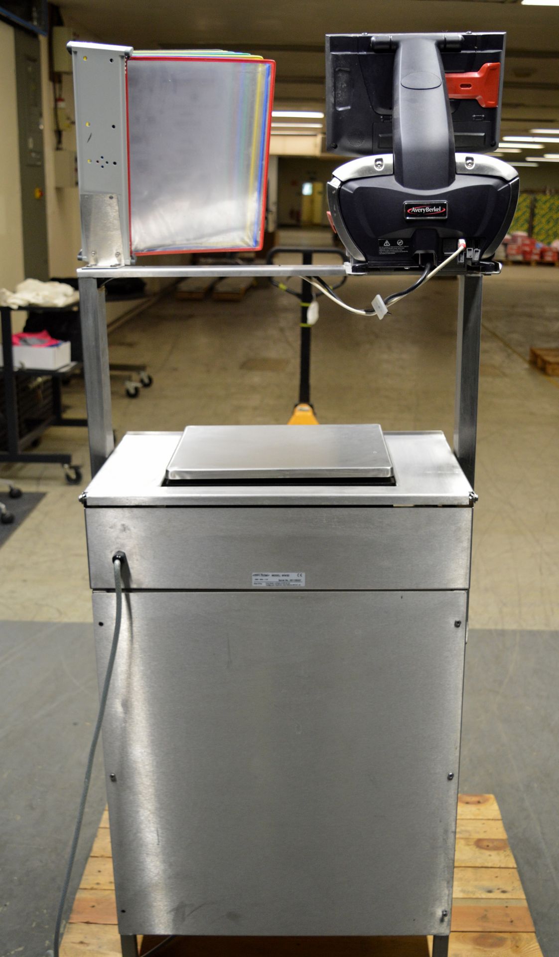 Avery Berkel WWS3 Label and Receipt Printing Scales with Shrink Wrapping Machine - Image 7 of 8