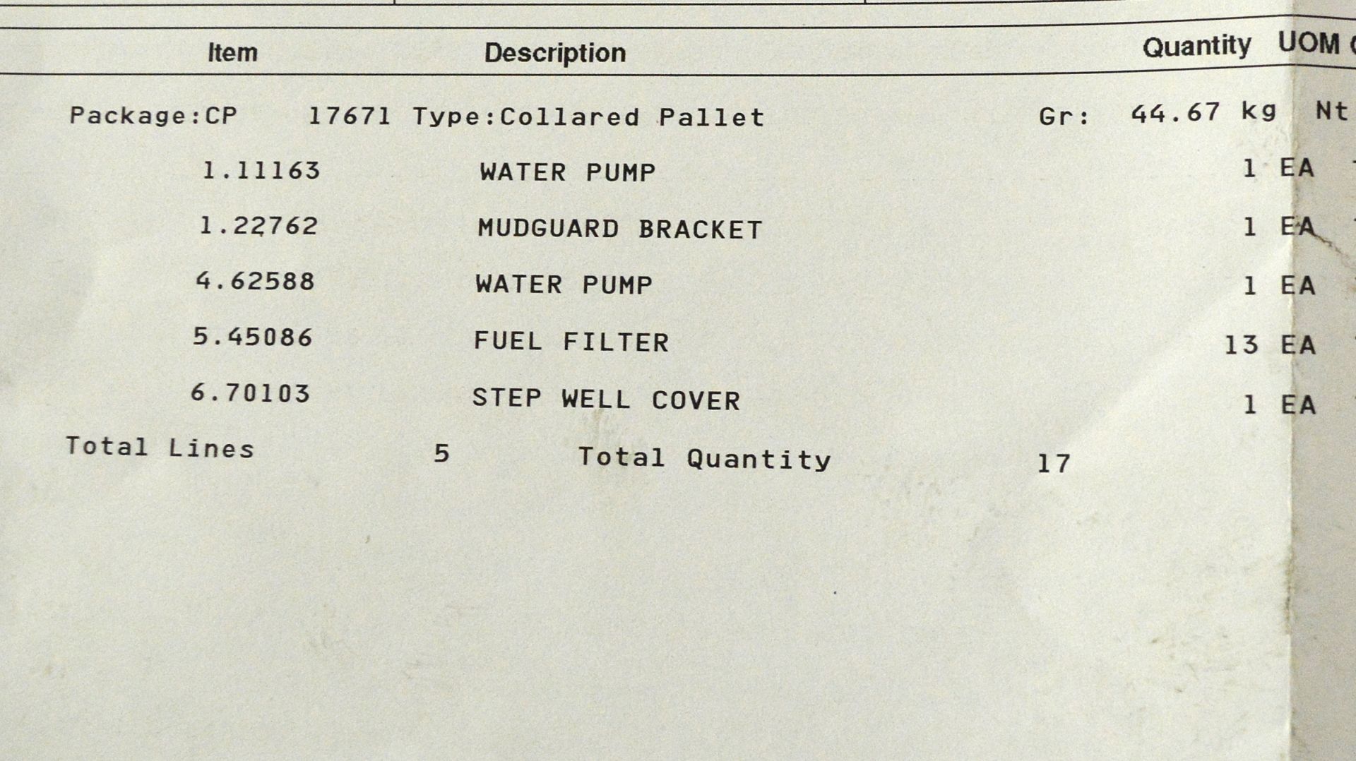 Vehicle parts - water pump, mudguard bracket, fuel filters, step well cover - see picture - Image 8 of 8