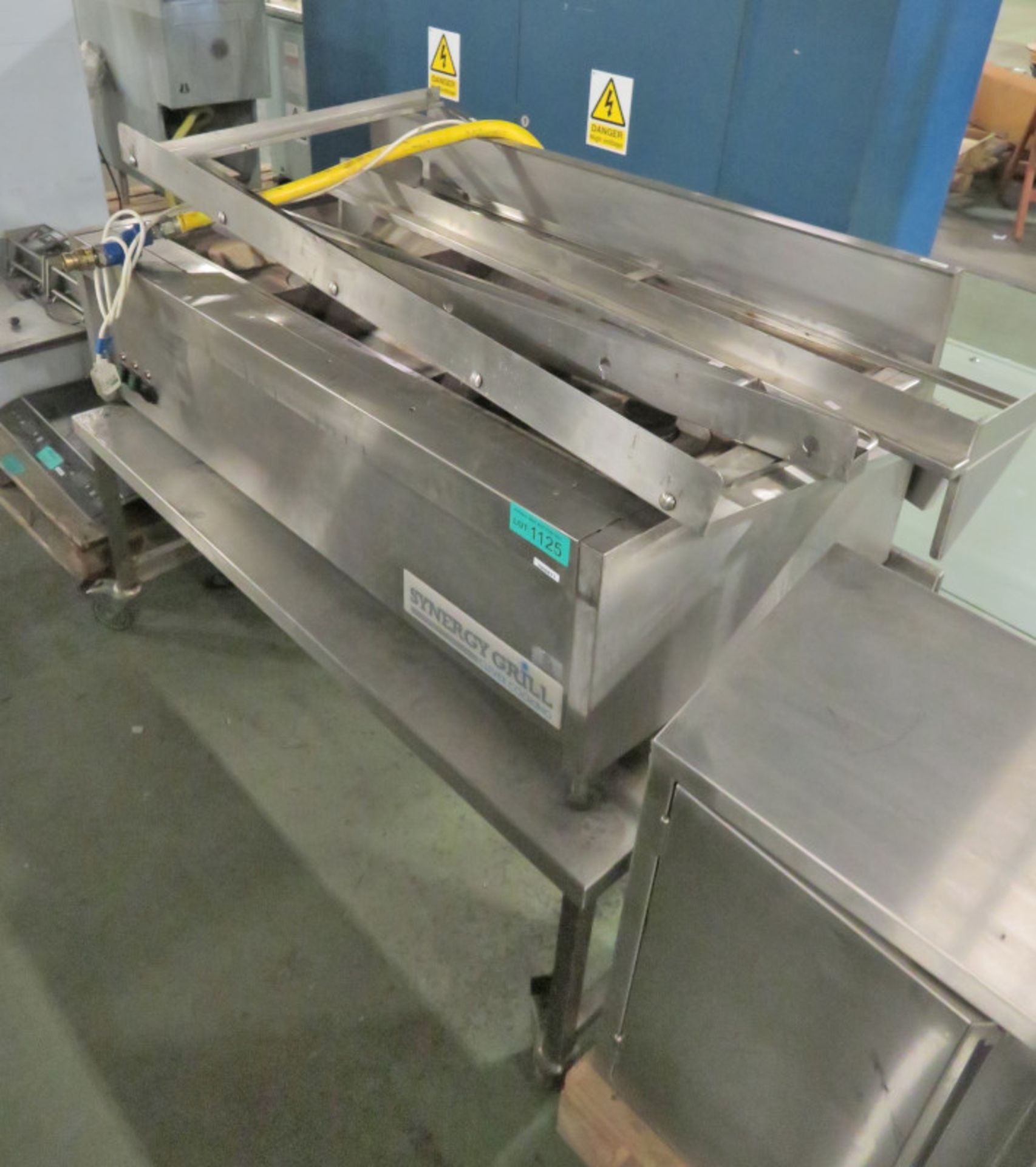 Synergy SG1300 Grill with Garnis Rail and Cook Shelf - Image 5 of 5