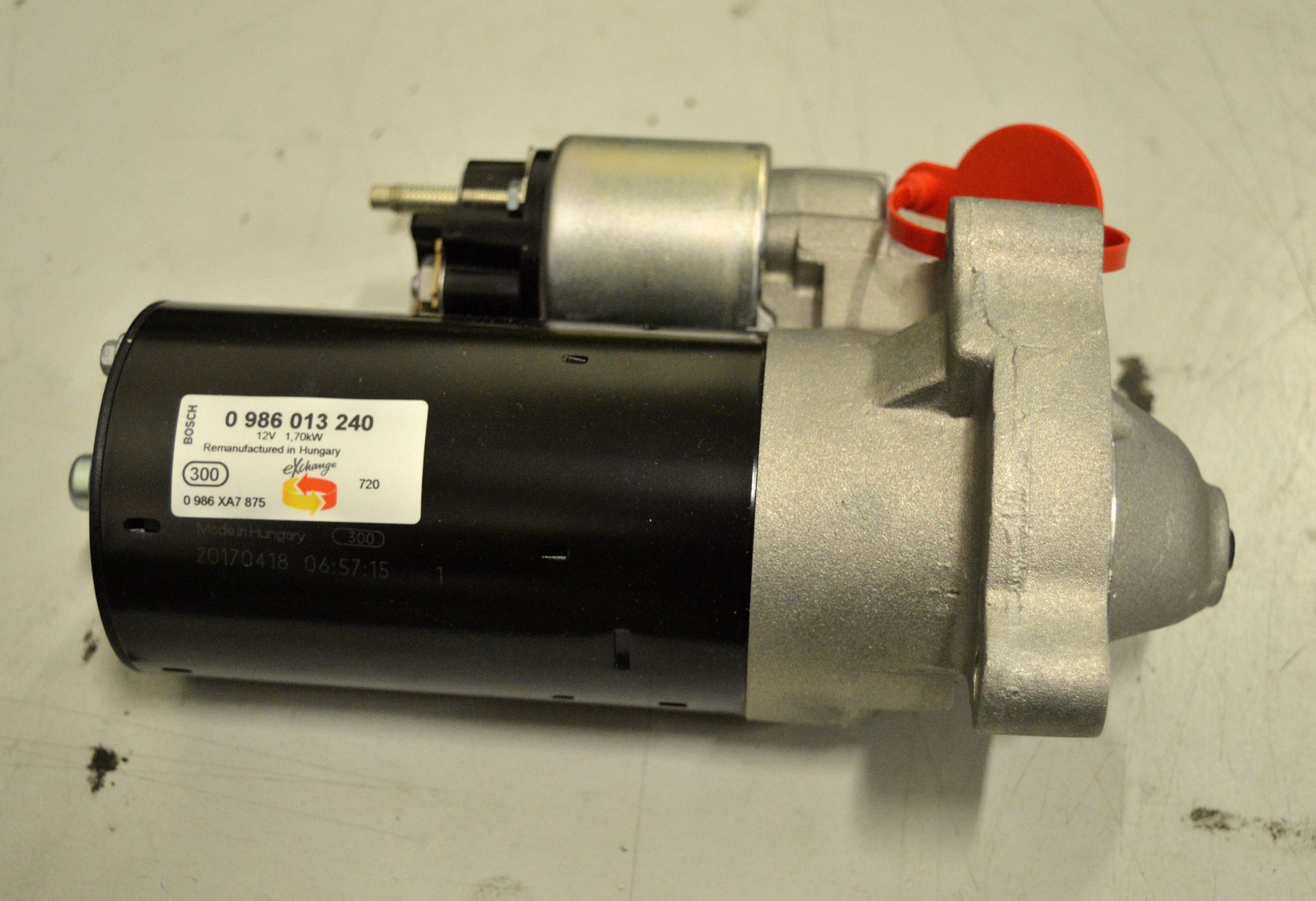 Bosch 13 24 - 12V 1.70kW Starter motor - Image 2 of 3