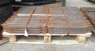 418x Small Metal Angle Fence Post 2ft