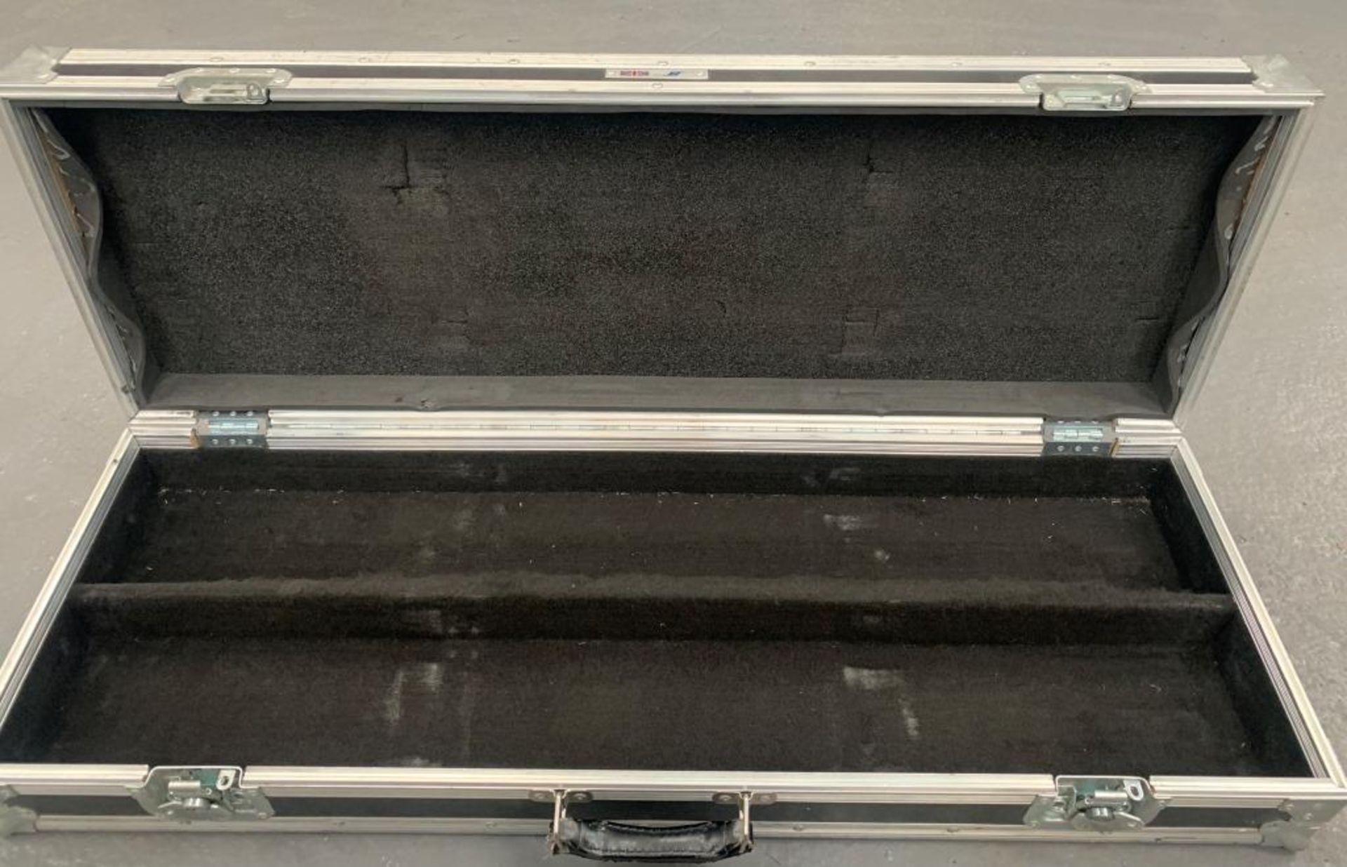 5 Star Cases Lined Flight Case - int. dimensions 105 x 34 x 9cm - Image 4 of 4