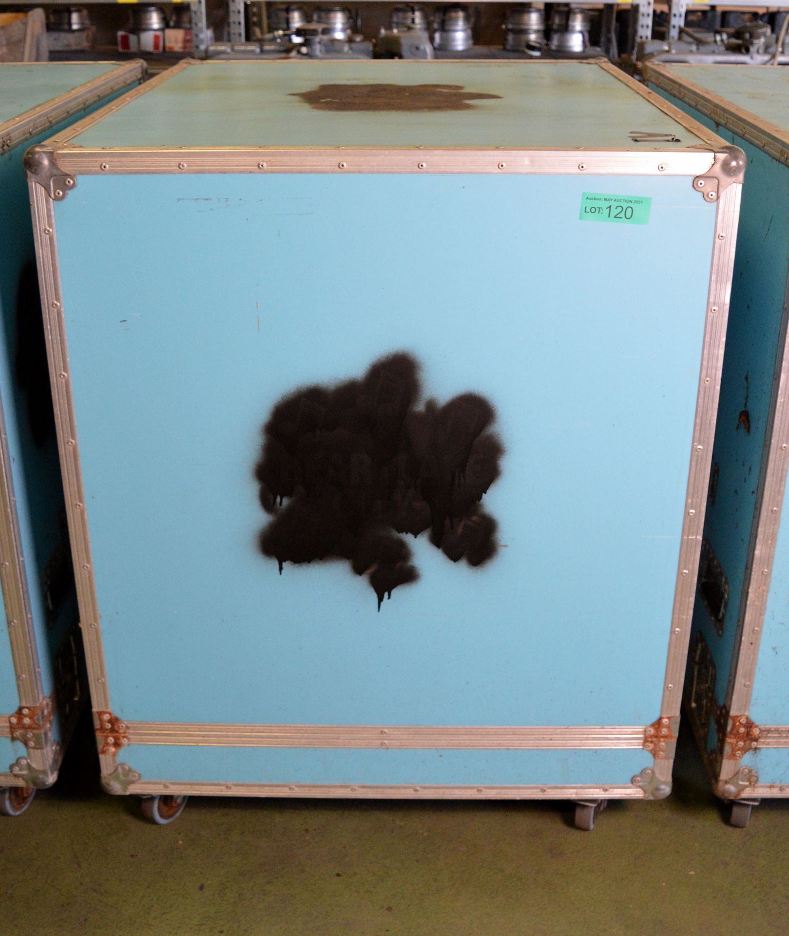 Uni-Effects Bubble Blowing Unit in transit case L 910mm x W 1080mm x H 1170mm