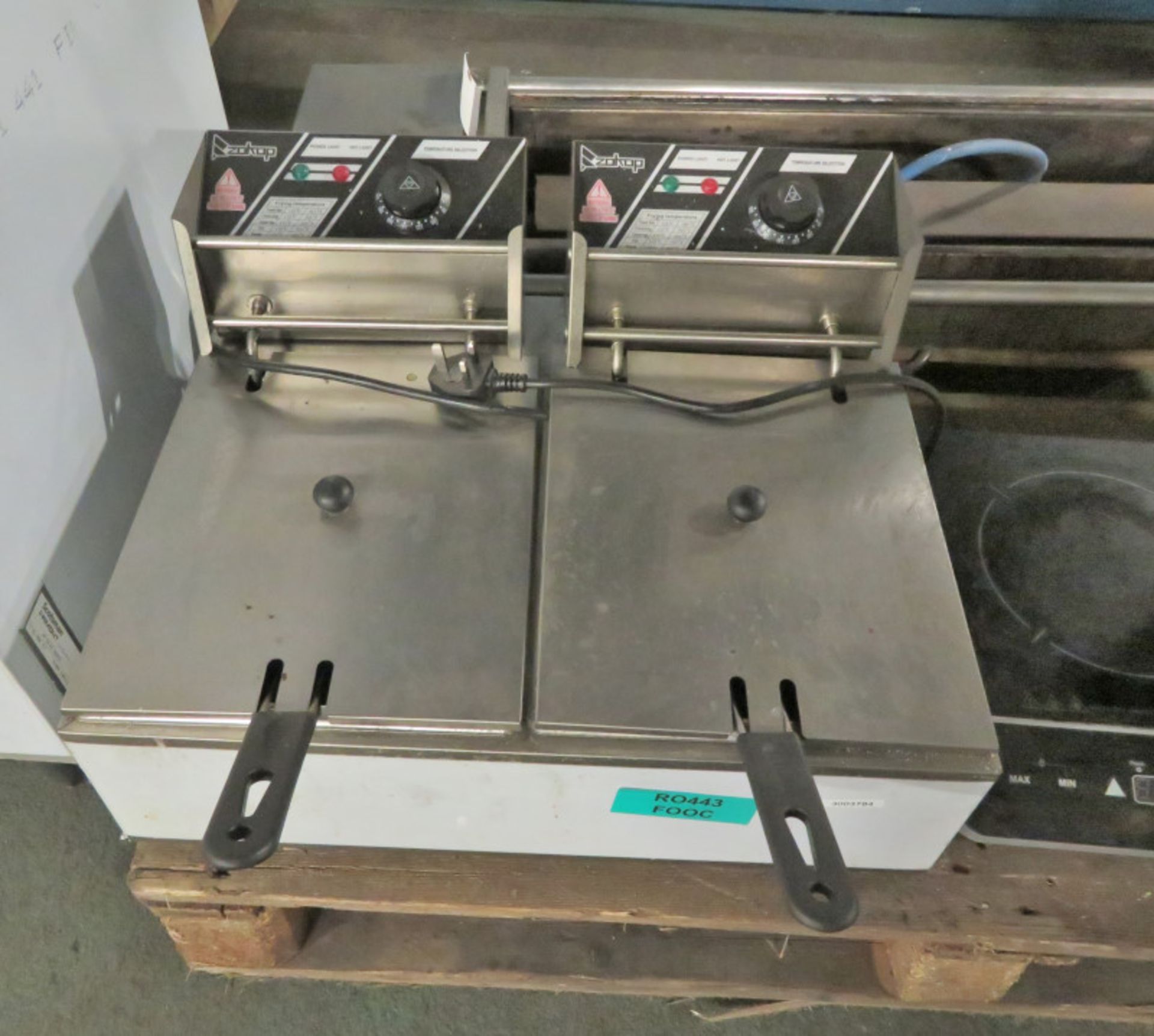 Quest 45840 Double Ceramic Hot Plate 240v - L600 x W370 x H70mm, Zokop Table Top Double Fr - Image 3 of 5