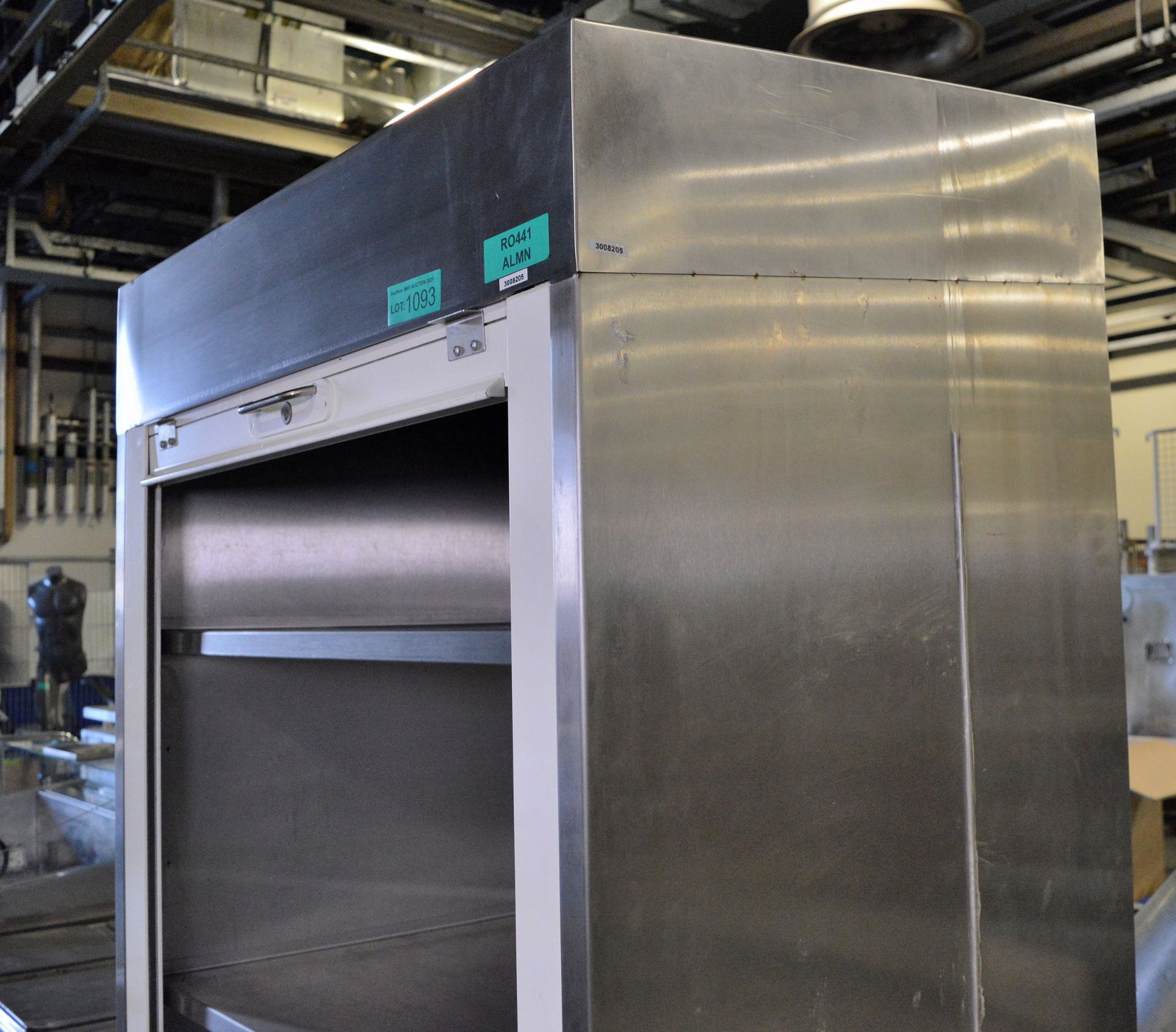 Stainless Steel 4-Shelf Roller Shutter Storage Cabinet (faulty shutter door) - 1000 x 750 - Image 3 of 3