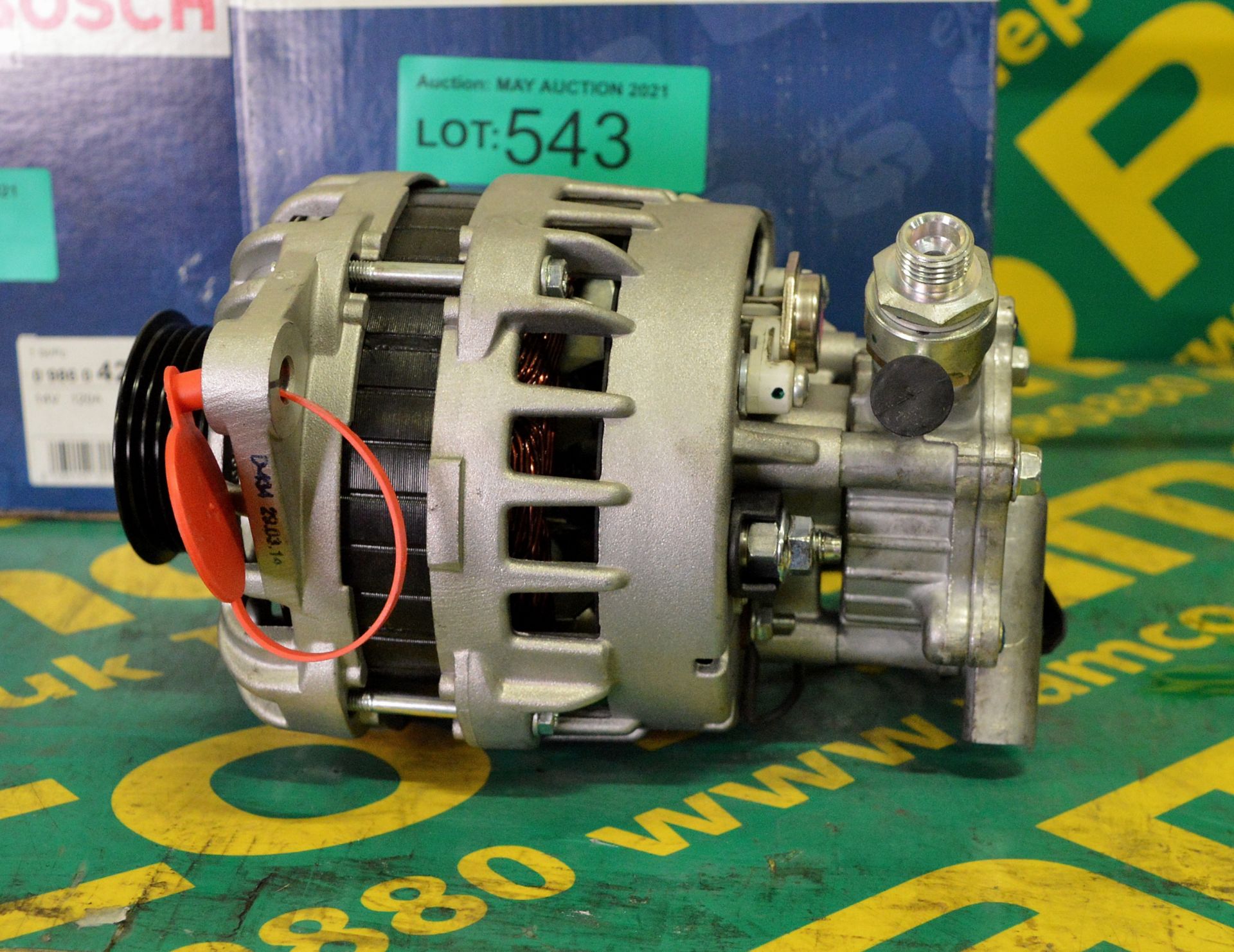 Bosch 43 98 - 14V 100A Alternator - Image 2 of 2