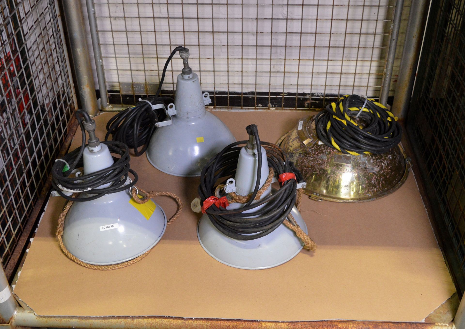 1x Brass Dome Suspended 4-way Light Unit, 3x Portable Painted Brass Floodlights