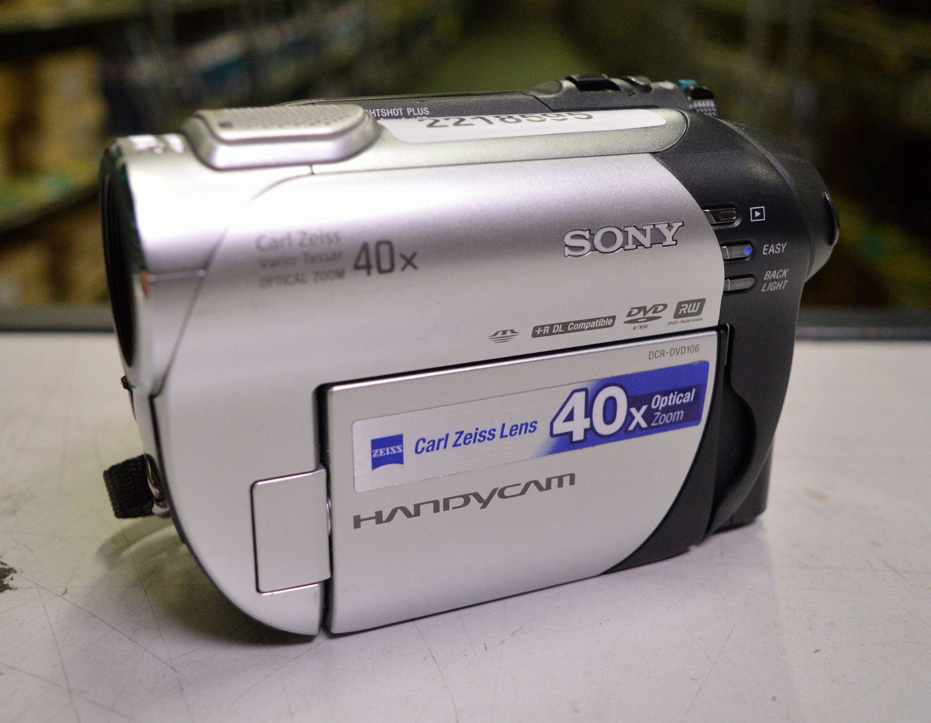 Sony DCR-DVD106E Camcorder + Case - Image 2 of 5