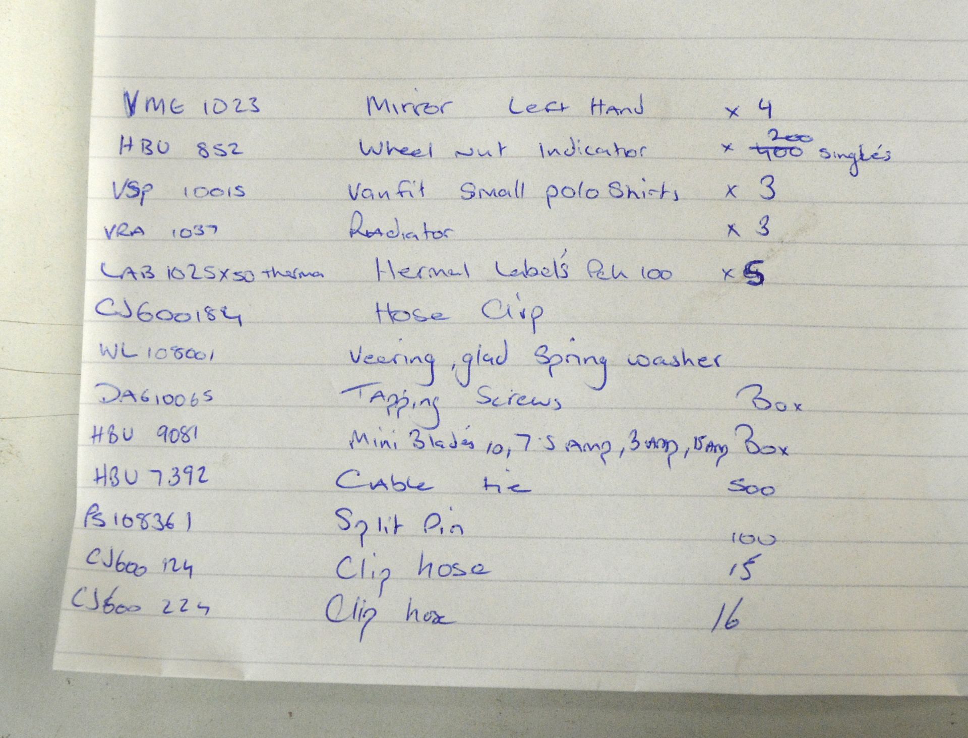 Vehicle parts - LH mirror, wheel nut indicators, radiator, hose clips, tapping screws, spl - Image 6 of 6