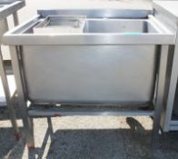 Commercial Sink with Secondary Basin H 850mm x W 910mm x D 740mm