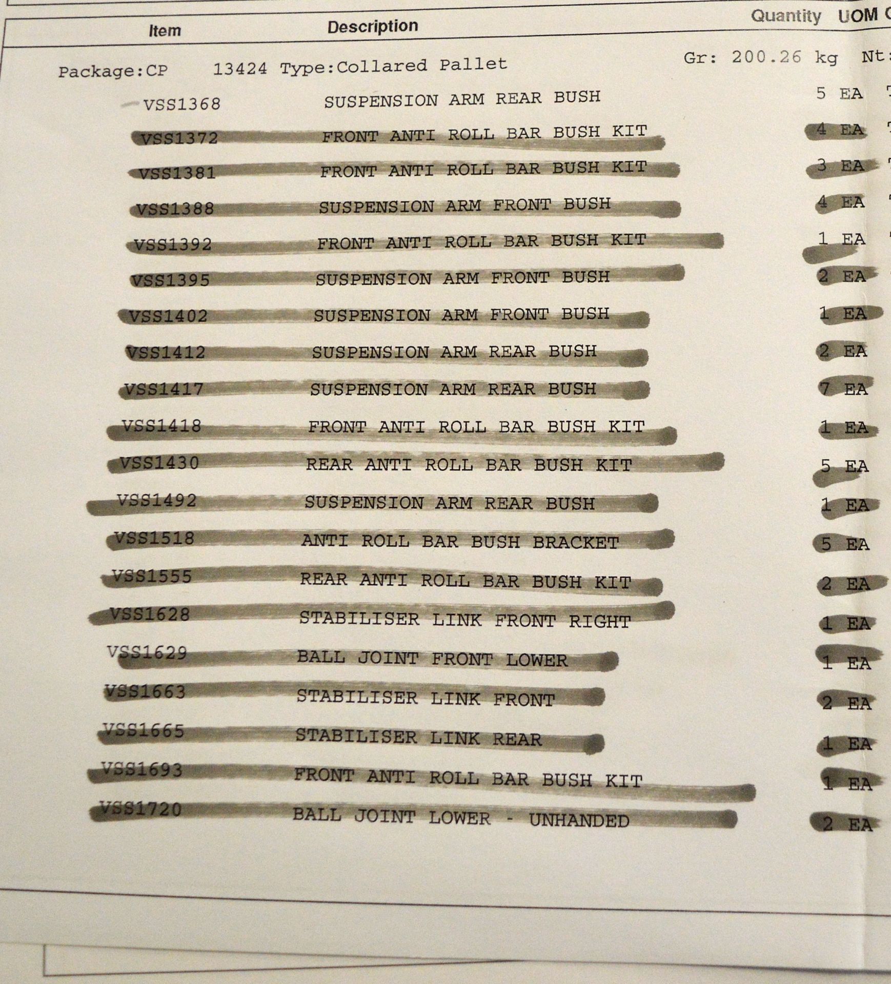 Vehicle parts - CV boot kit, park assist sensor, timing chain lube nozzle, rubber mounting - Image 15 of 25