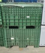 2x Plastic pallets - 1200 x 1100 x 750 - 1 with lid