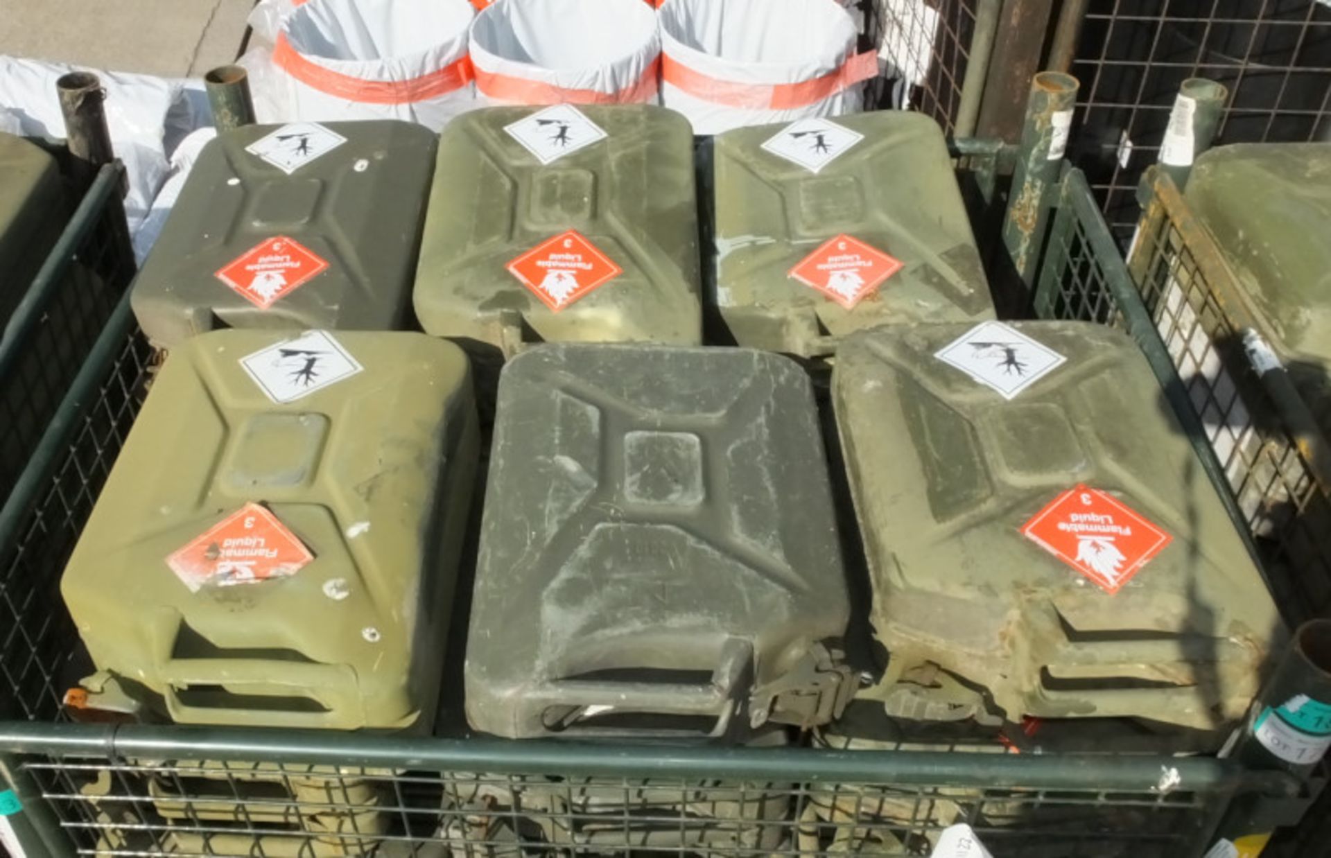 30x 20 LTR Ex-Mod jerry cans