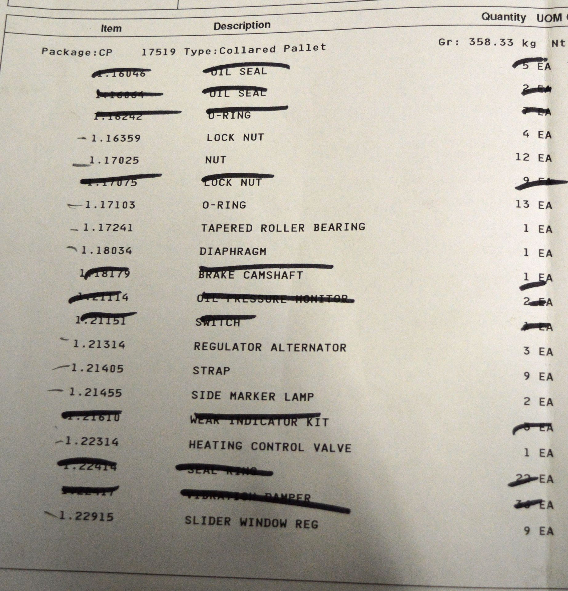 Vehicle parts - marker light, bulb, nut pipe, pressure cap, tesnion roller, temperature se - Image 12 of 19