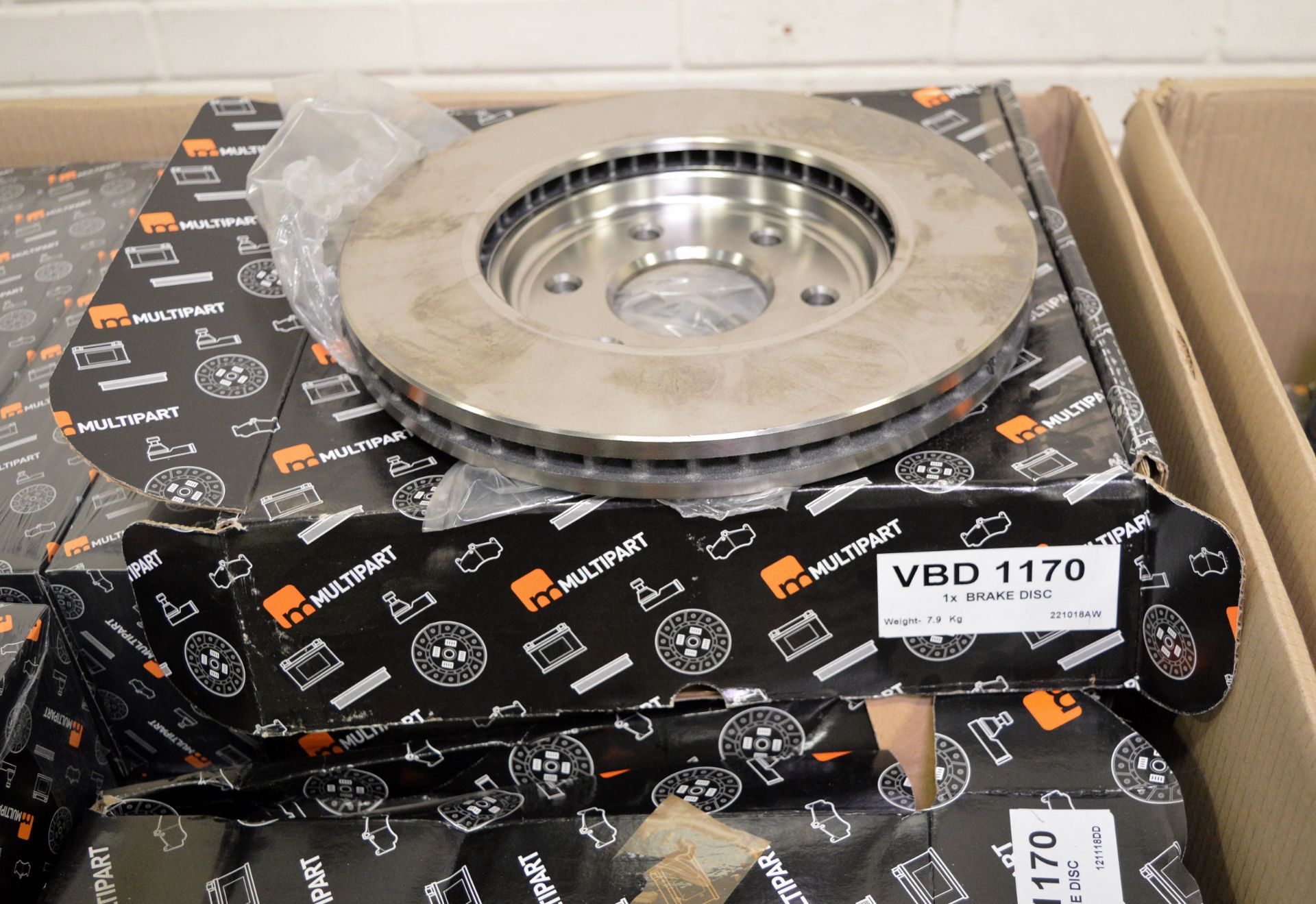 Vehicle parts - Multipart VBD1170 brake discs and multipart VCF1025 Filters- see picture f - Image 3 of 3