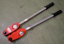 2x Dial Torque Wrenches 3/4in 0-400Nm