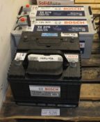 Vehicle batteries - 2x Bosch T4 075 12V 800A 140Ah, 1x Bosch T3 050 12V 800A 105Ah, 1x Exi