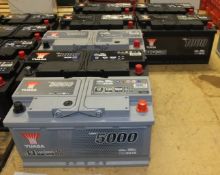 Vehicle batteries - 2x Yuasa YBX9115 12V 80Ah 800A, 2x Yuasa YBX1019 12V 90Ah 800A, 1x Yua