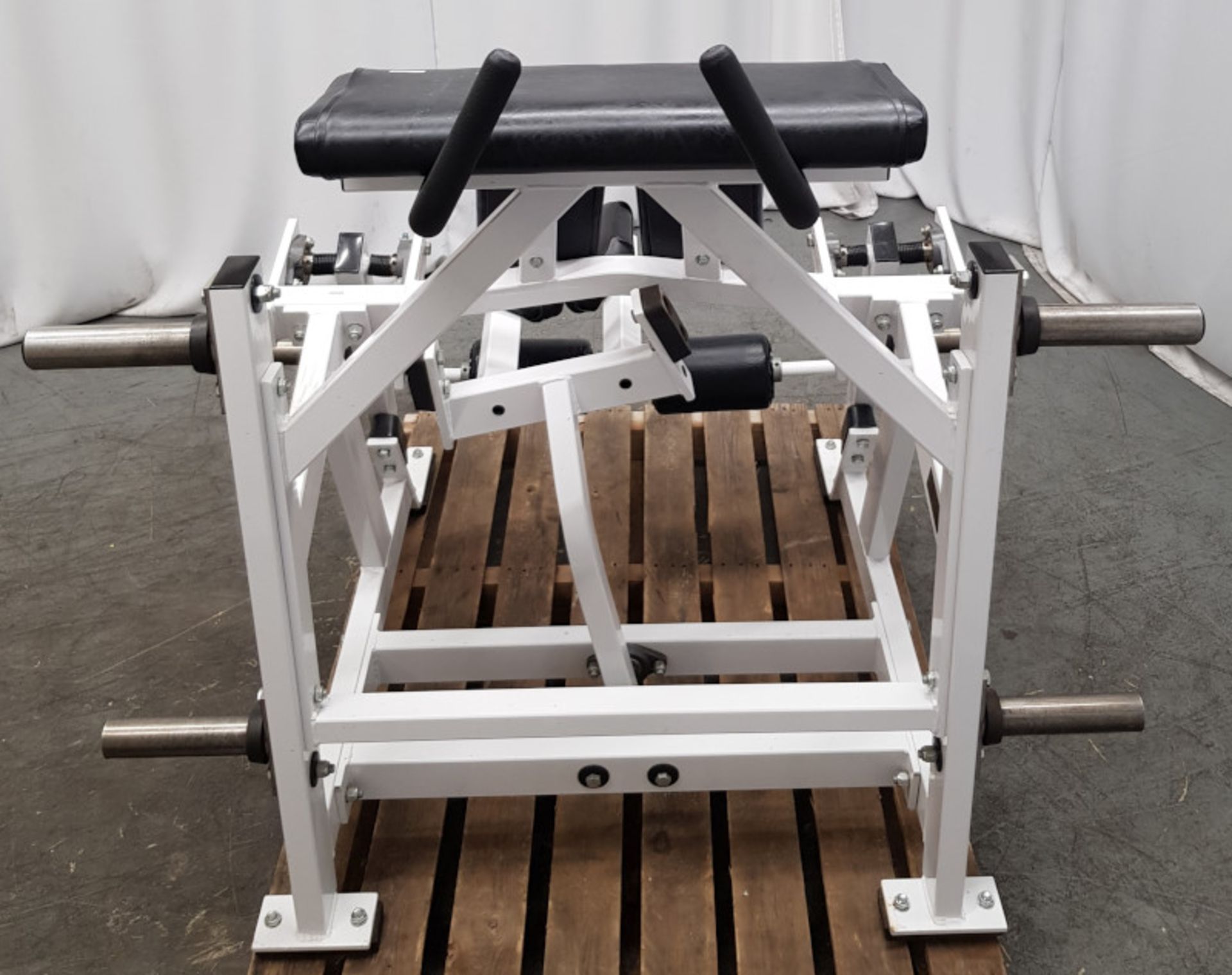 Hammer Strength ISO Lateral Kneeling Leg Curl Machine (minor damage to padding) - Image 5 of 8