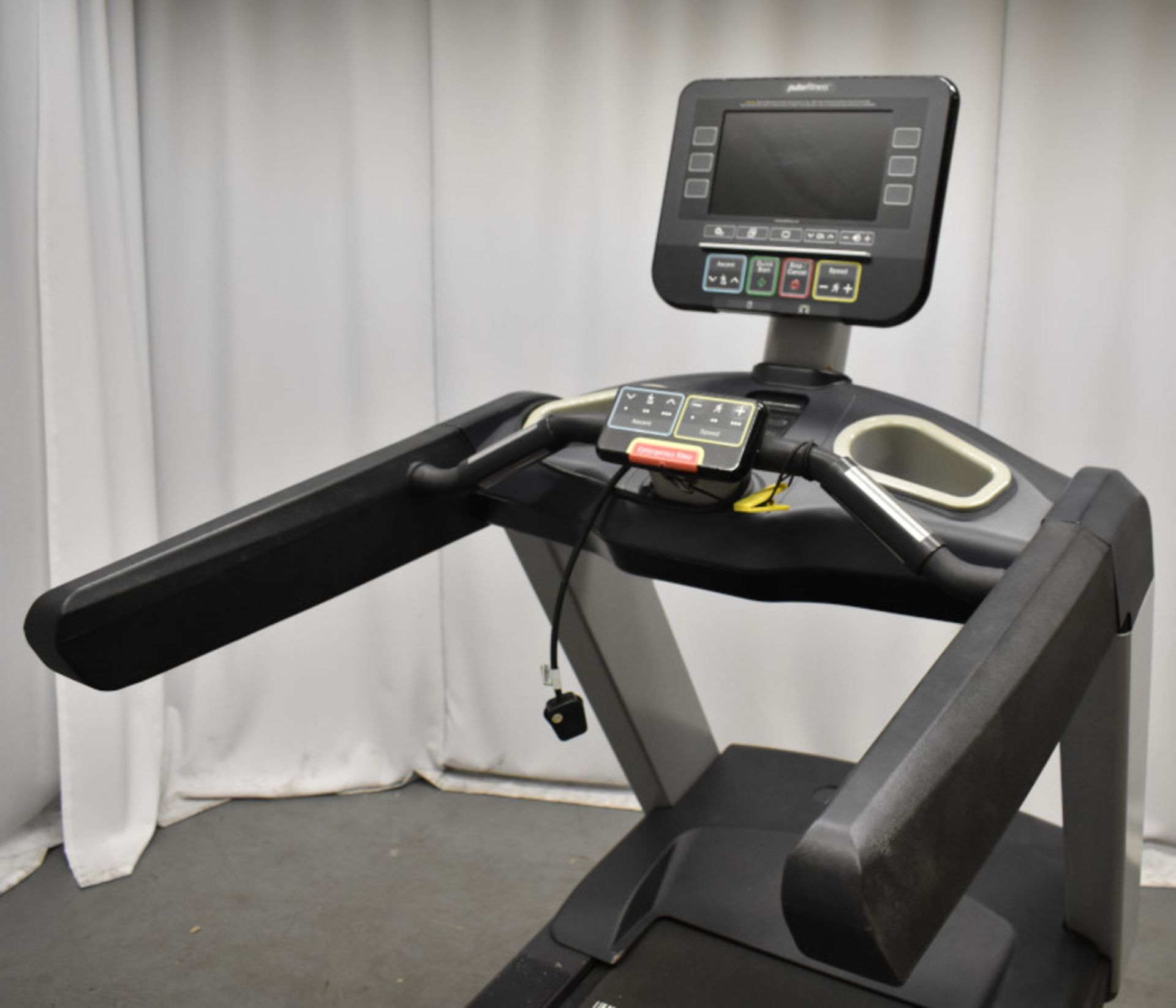 Pulse Fitness Run 260G Treadmill - Image 2 of 15