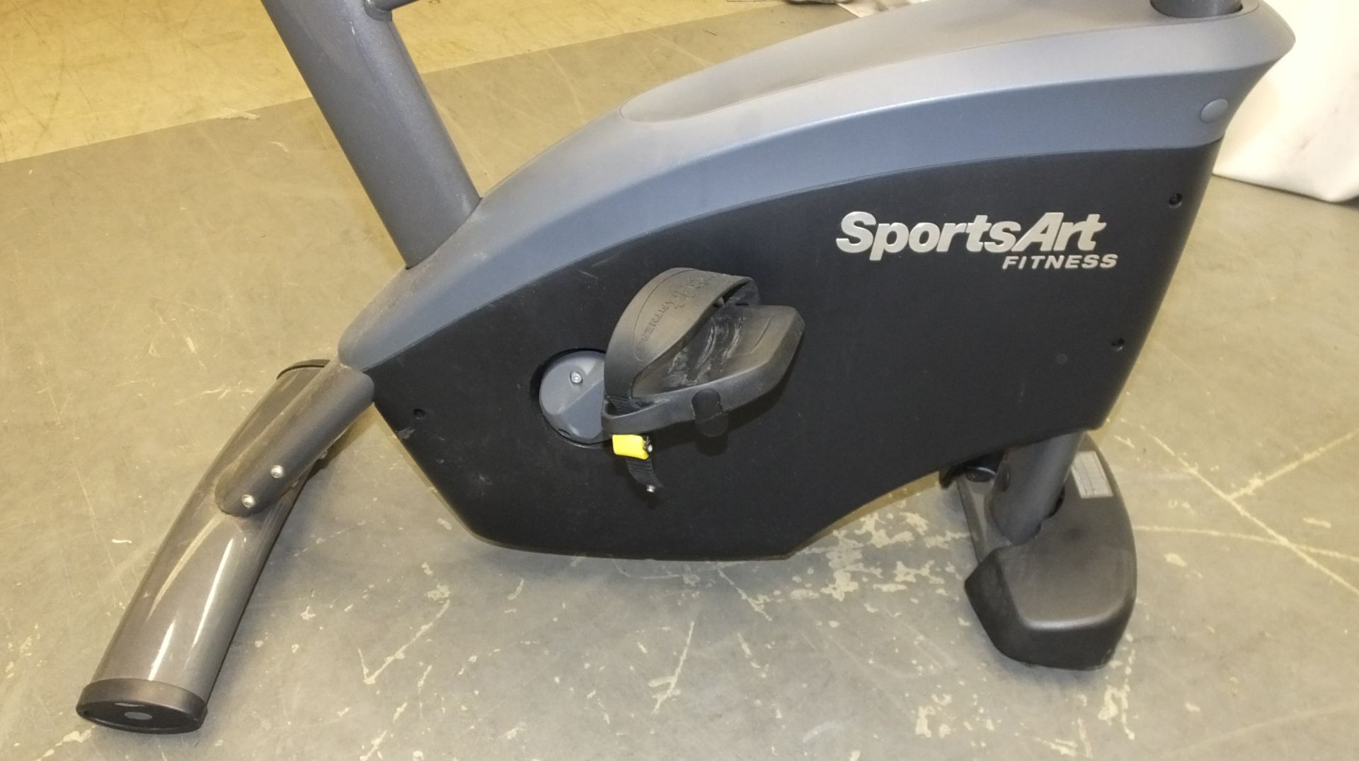 Sports Art Fitness C575U Upright Cycle - Image 6 of 15